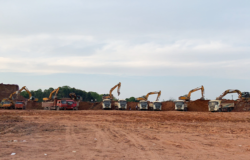 4.真人桥家园保障房项目土方施工现场_副本.jpg 4.真人桥家园保障房项目土方施工现场_副本.jpg