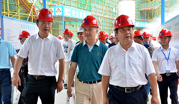 
                                                长沙高新区2018年“安全生产月”启动仪式在环创企业广场举行