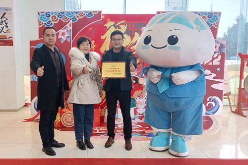 
                                                再创新绩 汽车世界2021年总营收超过92亿